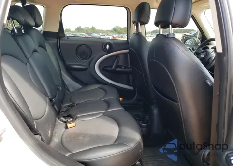 2016 Mini Cooper Countryman z USA, uszkodzony, nr VIN WMWZB3C55GWR49848